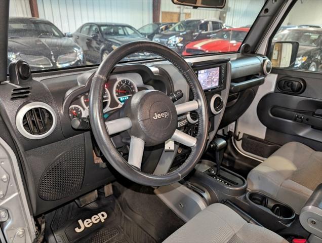 Photo of 2008 Silver Jeep Wrangler