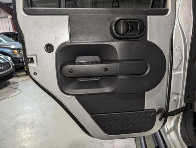 Photo of 2008 Silver Jeep Wrangler
