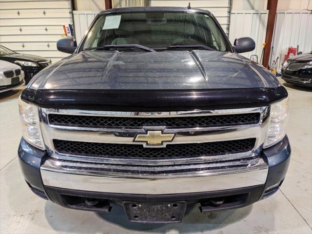 Photo of 2008 Blue Chevrolet Silverado 1500