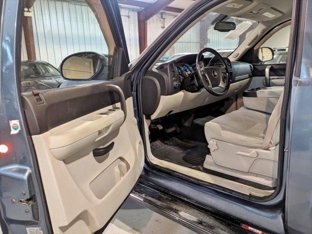 Photo of 2008 Blue Chevrolet Silverado 1500