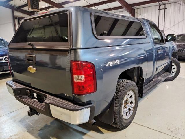 Photo of 2008 Blue Chevrolet Silverado 1500