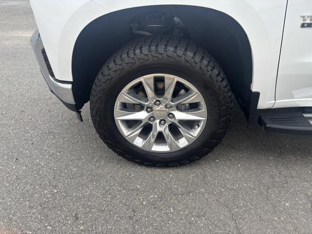 Photo of 2022 Summit White Chevrolet Silverado 1500