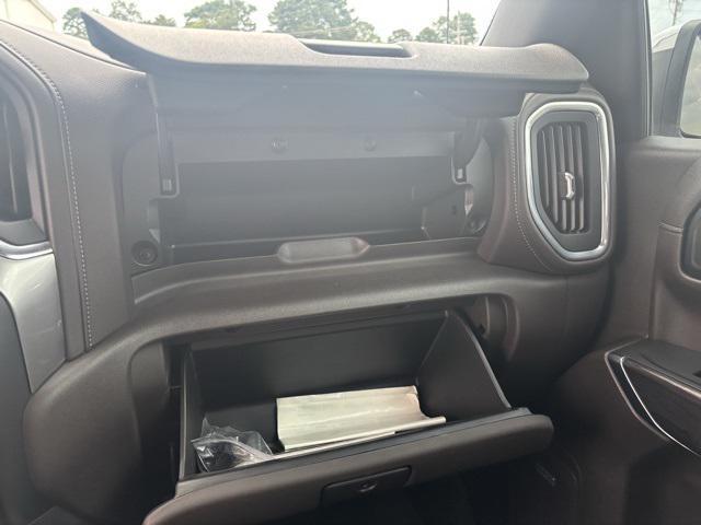 Photo of 2022 Summit White Chevrolet Silverado 1500