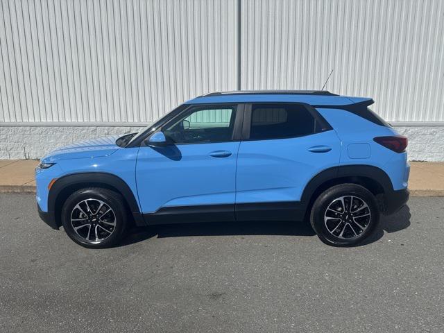 Photo of 2024 Fountain Blue Chevrolet Trailblazer