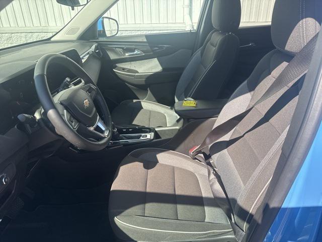 Photo of 2024 Fountain Blue Chevrolet Trailblazer