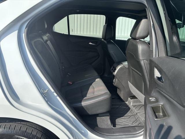 Photo of 2024 Summit White Chevrolet Equinox