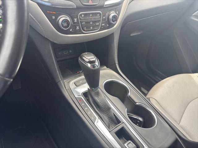Photo of 2020 Chocolate Metallic Chevrolet Equinox
