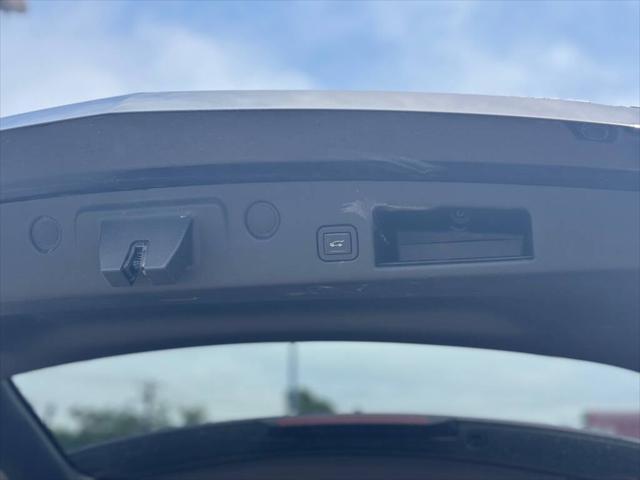 Photo of 2020 Chocolate Metallic Chevrolet Equinox