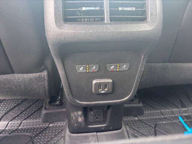Photo of 2020 Chocolate Metallic Chevrolet Equinox