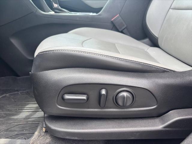 Photo of 2020 Chocolate Metallic Chevrolet Equinox
