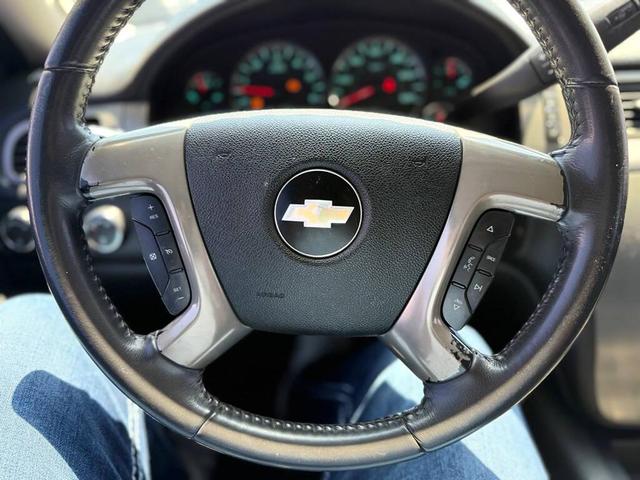 Photo of 2010 Taupe Gray Metallic Chevrolet Tahoe