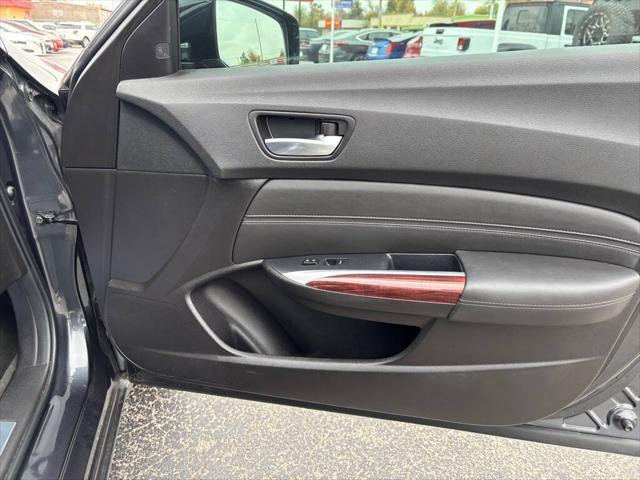 Photo of 2016 Graphite Luster Metallic Acura TLX