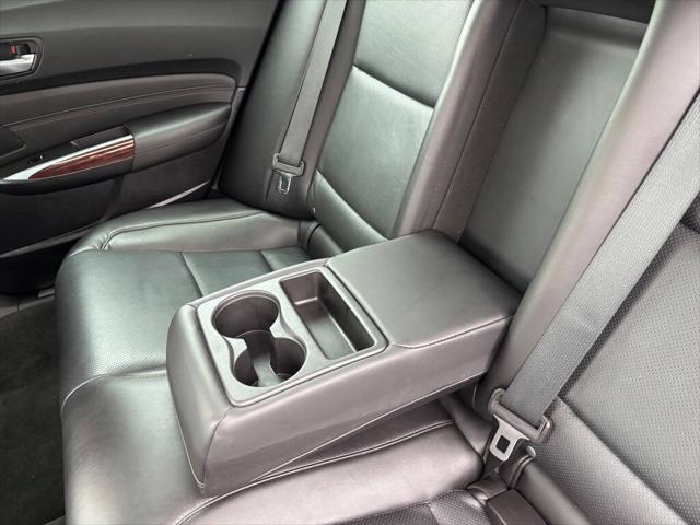 Photo of 2016 Graphite Luster Metallic Acura TLX