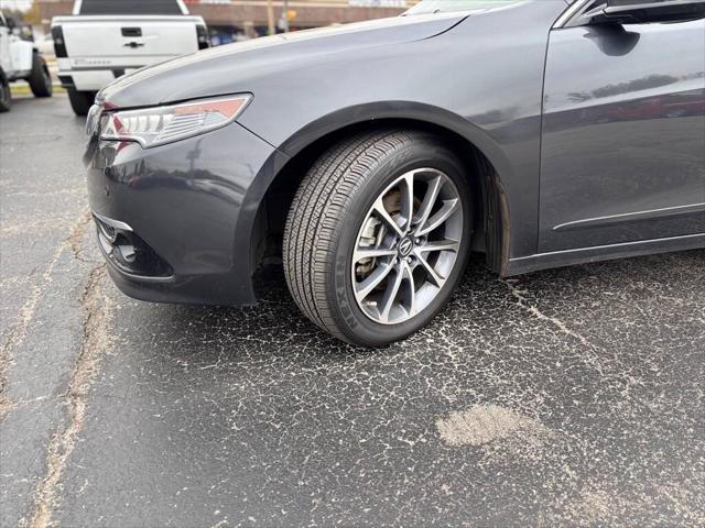 Photo of 2016 Graphite Luster Metallic Acura TLX