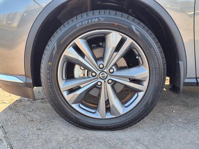 Photo of 2021 Gun Metallic Nissan Murano