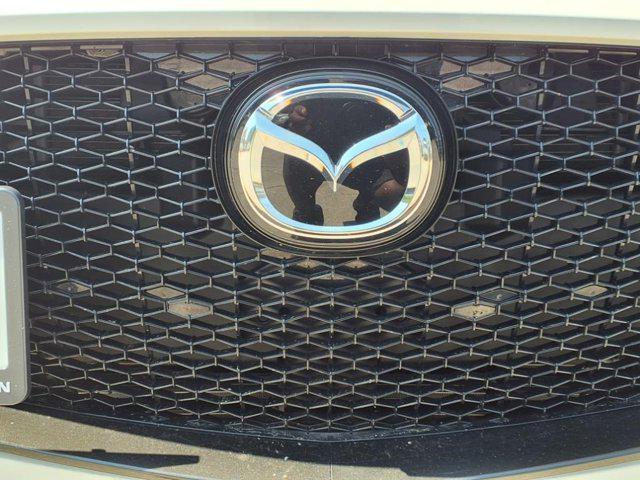 Photo of 2024 Snowflake White Pearl Mica Mazda Mazda3