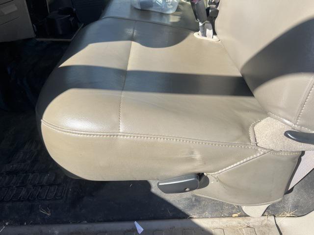 Photo of 2008 Oxford White Clearcoat Ford F-250