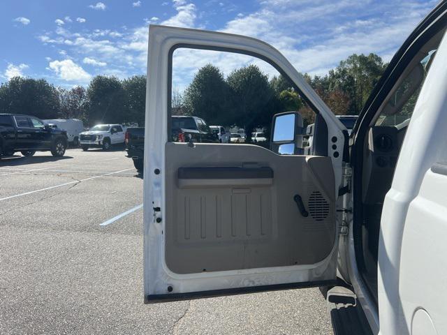 Photo of 2008 Oxford White Clearcoat Ford F-250