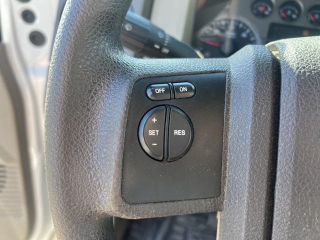 Photo of 2008 Oxford White Clearcoat Ford F-250