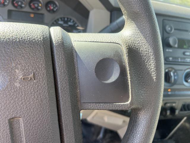 Photo of 2008 Oxford White Clearcoat Ford F-250