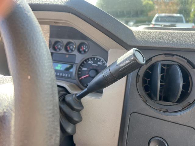 Photo of 2008 Oxford White Clearcoat Ford F-250