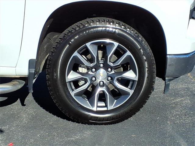 Photo of 2023 Summit White Chevrolet Silverado 1500