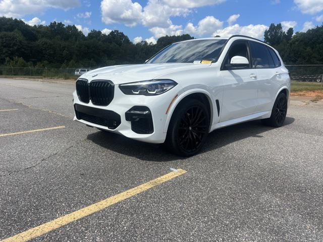 Photo of 2022 Alpine White BMW X5