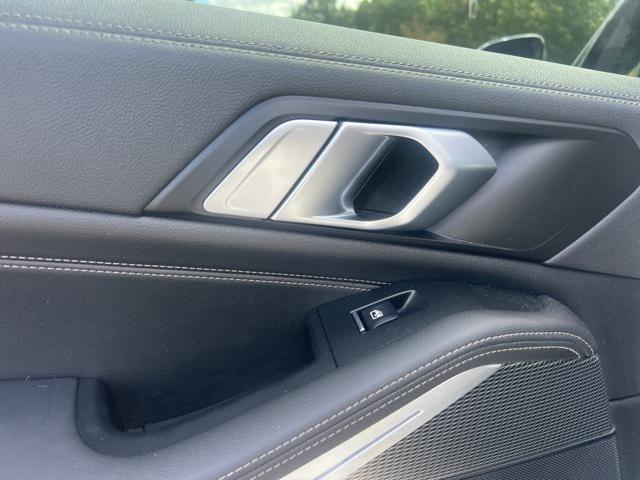 Photo of 2022 Alpine White BMW X5