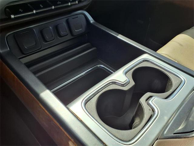 Photo of 2018 White Frost Tricoat GMC Sierra 1500
