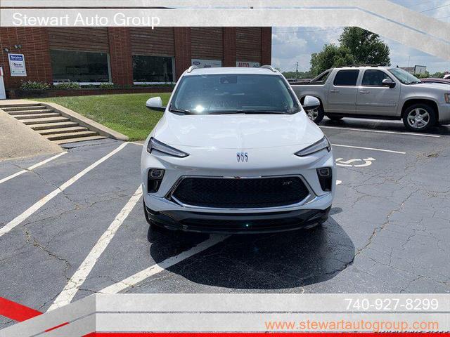 Photo of 2024 Summit White Buick Encore GX