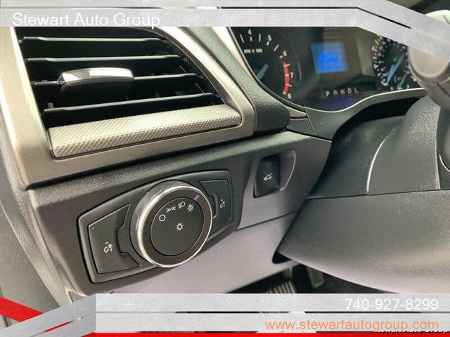 Photo of 2017 Oxford White Ford Fusion