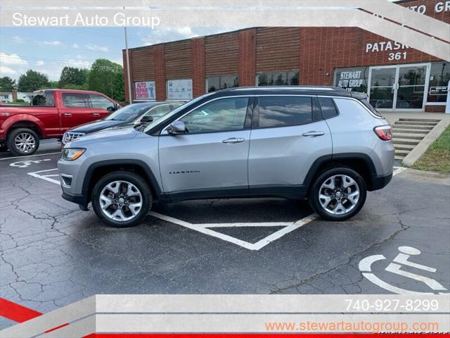 Photo of 2019 Granite Crystal Metallic Clearcoat Jeep Compass