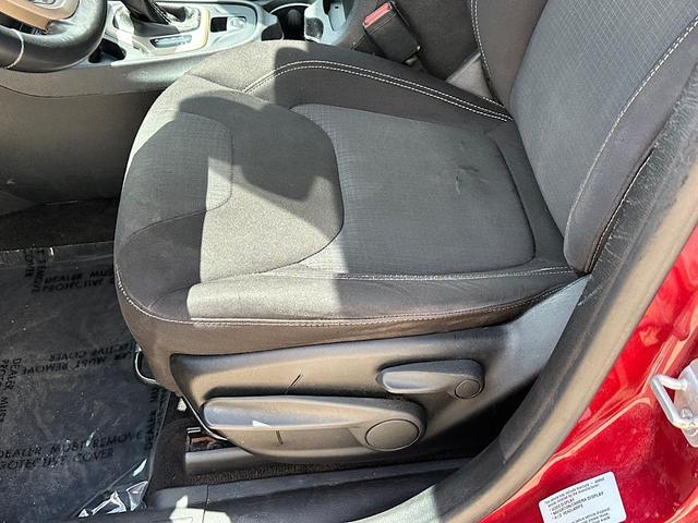 Photo of 2015 Deep Cherry Red Crystal Pearlcoat Jeep Cherokee