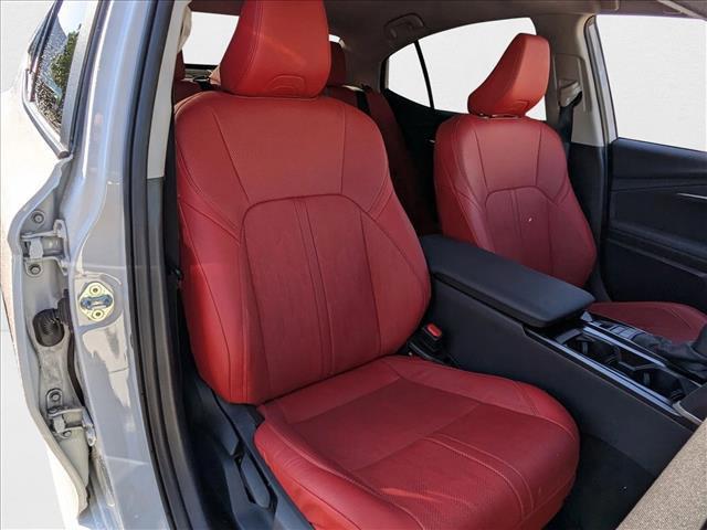 Photo of 2025 Ice Cap Toyota Camry