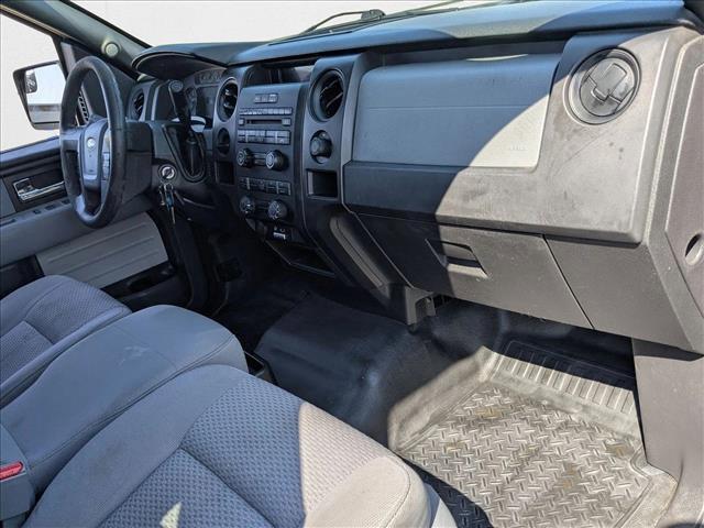 Photo of 2013 Ingot Silver Metallic Ford F-150