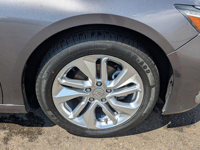 Photo of 2018 Lunar Silver Metallic Honda Accord