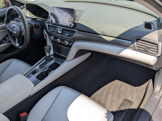Photo of 2018 Lunar Silver Metallic Honda Accord