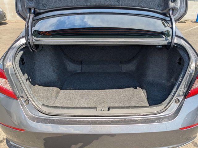 Photo of 2018 Lunar Silver Metallic Honda Accord