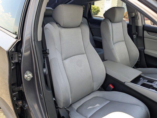 Photo of 2018 Lunar Silver Metallic Honda Accord