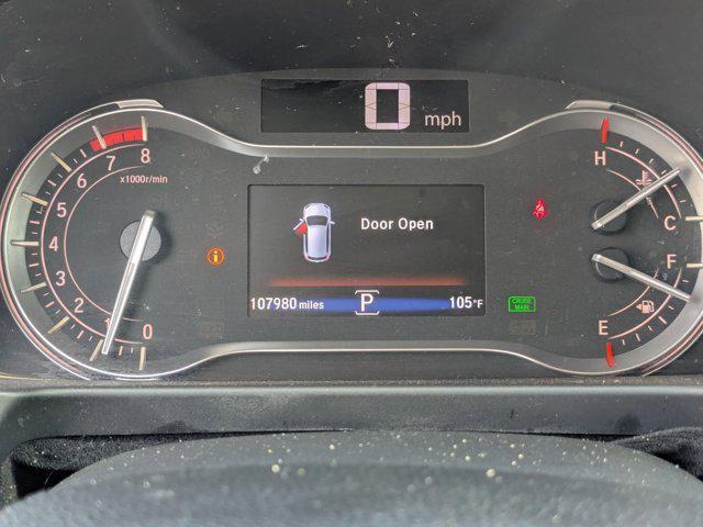 Photo of 2017 Lunar Silver Metallic Honda Pilot