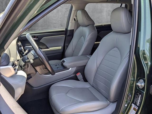 Photo of 2023 Cypress Toyota Highlander