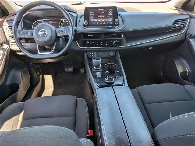 Photo of 2023 Super Black Nissan Rogue