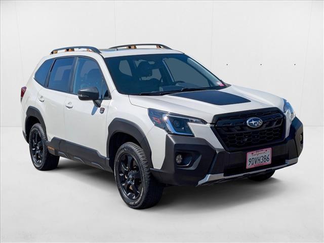 Photo of 2022 Crystal White Pearl Subaru Forester