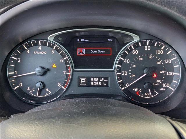 Photo of 2014 Cayenne Red Metallic Nissan Altima