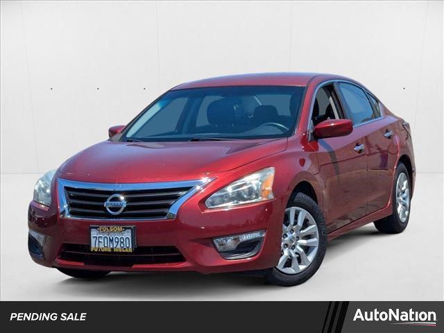 Photo of 2014 Cayenne Red Metallic Nissan Altima