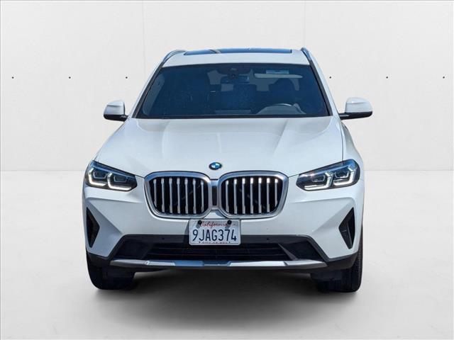 Photo of 2024 White BMW X3