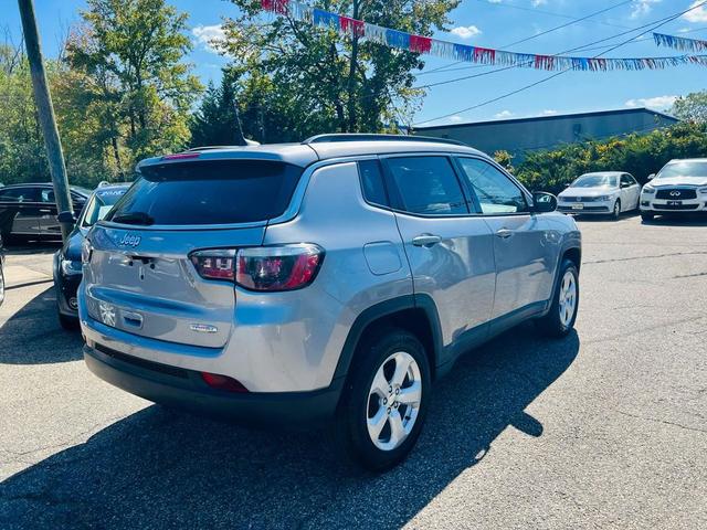 Photo of 2019 Silver Jeep Compass
