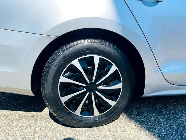 Photo of 2015 Silver Volkswagen Jetta