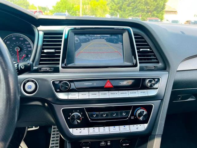 Photo of 2018 Gray Hyundai SONATA