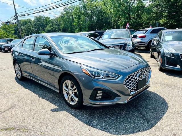 Photo of 2018 Gray Hyundai SONATA